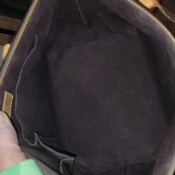 LOUIS VUITTON Vernis Bellevue AMARANT W/ WALLET BUNDLE - Picture 13 of 17